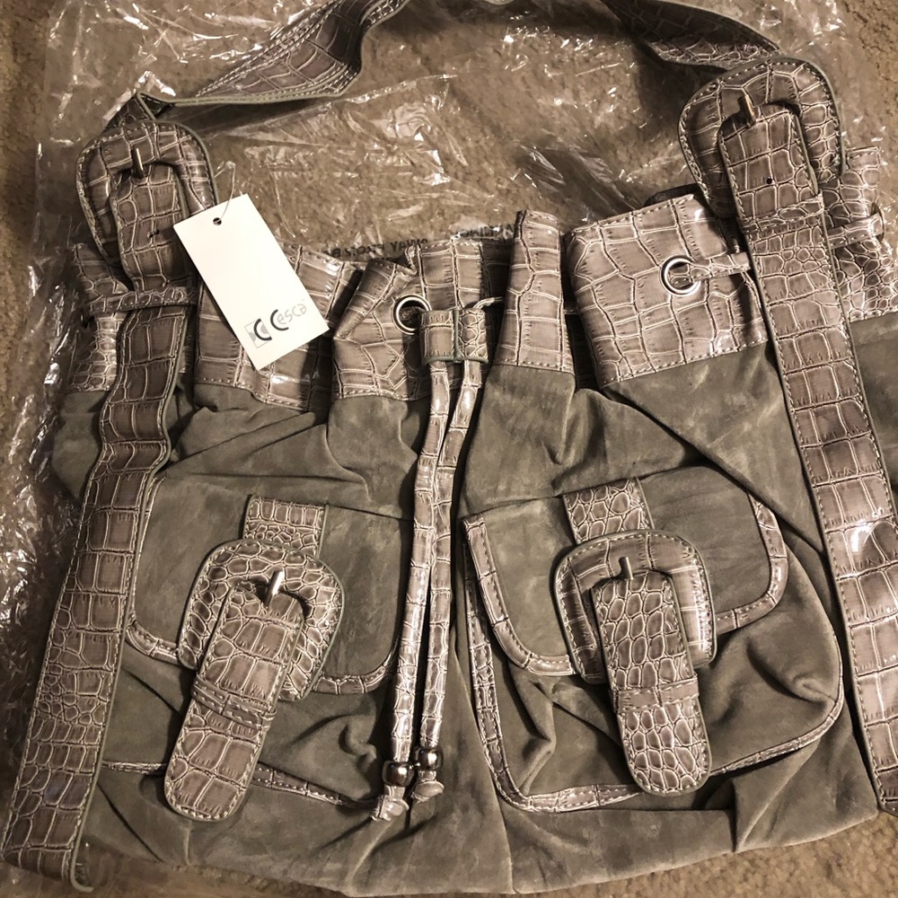Cesca Grey Metal Accent Turn Latch Roomy MOD Satchel BNWT